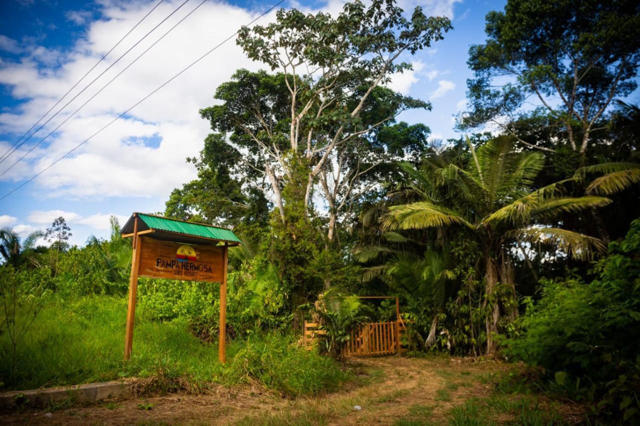 Pampa Hermosa Lake Resort Puerto Maldonado Buitenkant foto
