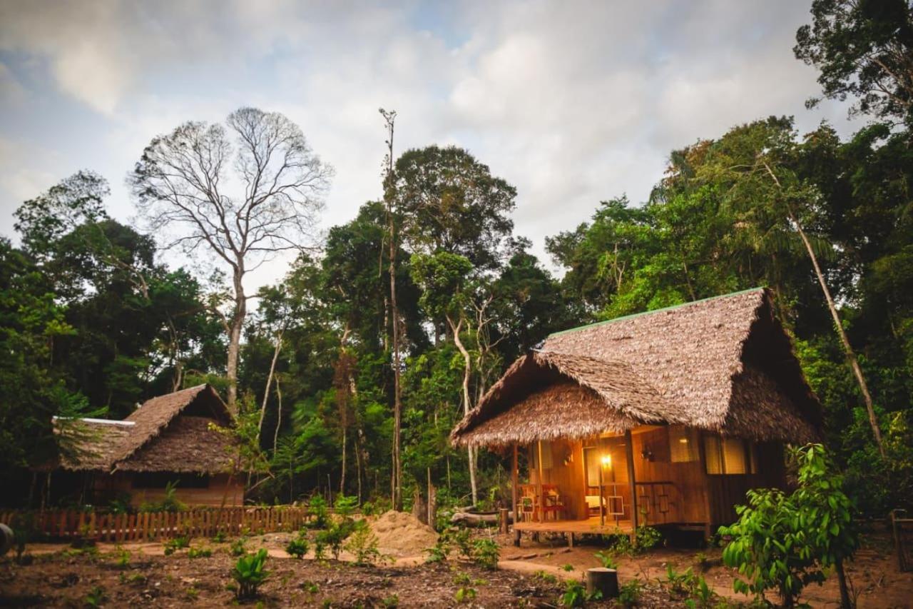 Pampa Hermosa Lake Resort Puerto Maldonado Buitenkant foto